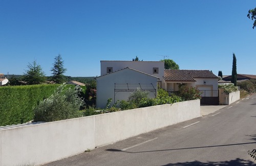Blauzac Villa | Villa with pool near UZES, sleeps 5, 3 bedrooms, 1 bathroom, 1 shower room,