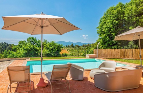 Montecarlo Villa | *Villa with Pool* Surrounded by Green - Monte Carlo