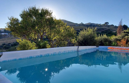 Custonaci House | Villa with pool, surrounded by nature, valley view, near Scopello