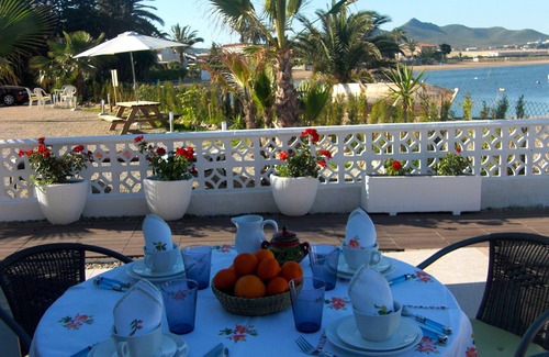 Diputacion de Rincon de San Gines Cottage | Villa with pool, terrace and private garden on the beach
