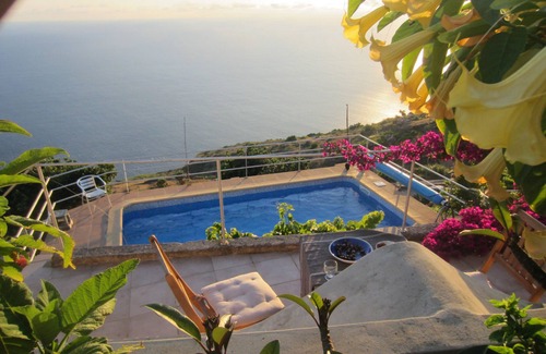 Paul do Mar Villa | Villa with private pool, large garden and stunning sea view