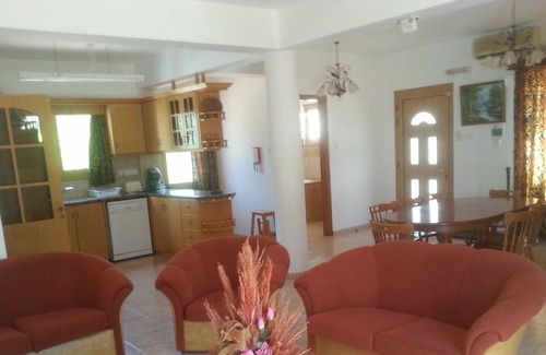 Nea Dimmata Villa | Villa With Private Pool And Sea Views