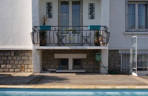 Carcassonne Villa | Villa with private pool in Carcassonne town, quiet area with castle views
