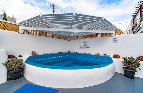 Fira Boat Rental | Villa with private jaccuzi at the center of Fira Town