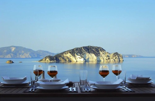 Marathias Villa | 'Villa With Private Pool - Sea View - For 2 Adults + 2 Young Children'