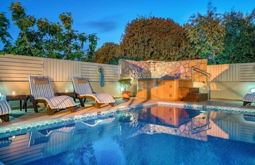 Neromilos Villa | Villa with private pool, water massage pool and sea view roof garden