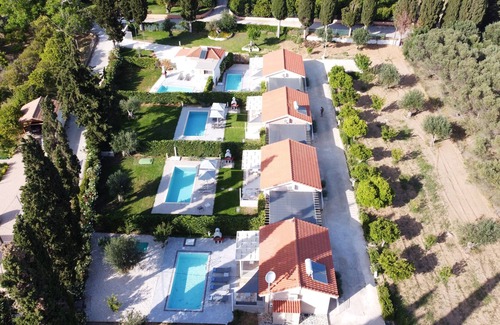 Ntomata Villa | Villa with private pool in Svoronata close to Avithos beach