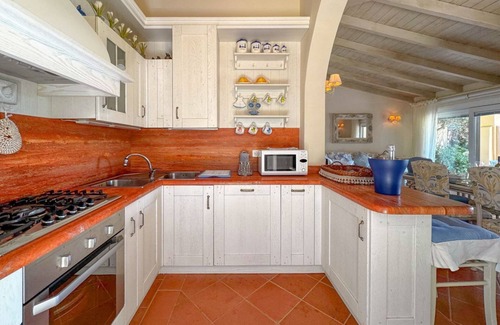 Punta De Su Turrione Villa | Villa with Private Pool, BBQ and Garden