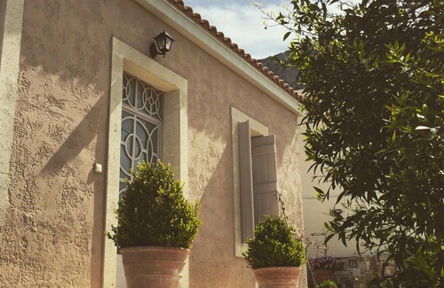 Spilion Villa | Villa with private pool and full amenities