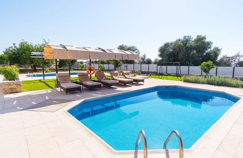 Argaka Villa | Villa with private pool and large balcony with sea view ideal for families.