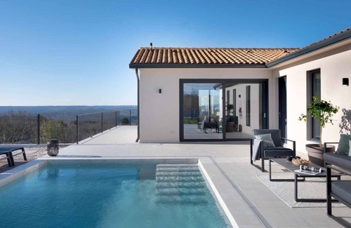 Bartici House | Villa with private pool, sauna and gym