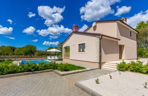 Mofardini House | Villa with private pool, WiFi and pets also welcome