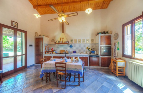 Scicli Villa | Villa with private pool, 3 km's away form the beach and Donnalucata centre