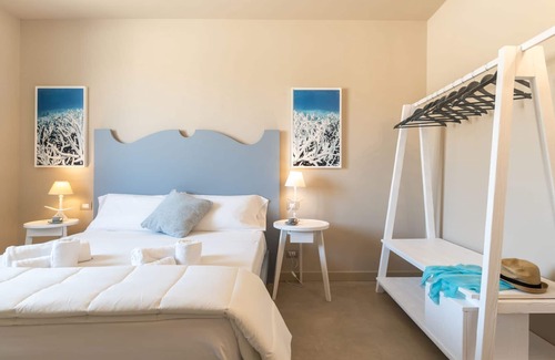 Ragusa Villa | Villa with swimming pool, panoramic view, large veranda, wifi, 10 minutes from the sea