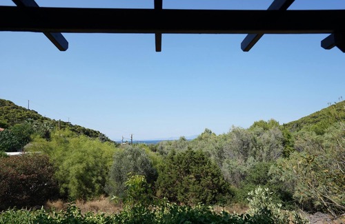 Vravrona Villa | Villa Xenia and Akis