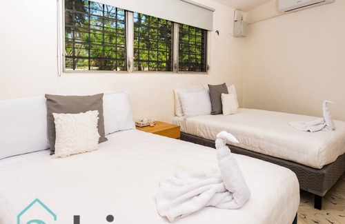 Chetumal Villa | Villa Xtohil on the magic 7 collors lagoon