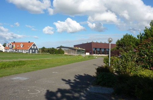 Julianadorp aan zee House | Villa XXl Juliandorp aan Zee, whirlpool, fireplace, sauna,