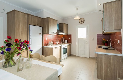 Drosia Villa | VILLA YAKINTHI for memorable holidays