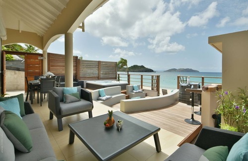Anse de Lorient Villa | Villa Yvantino beachfront (2 bedroom)