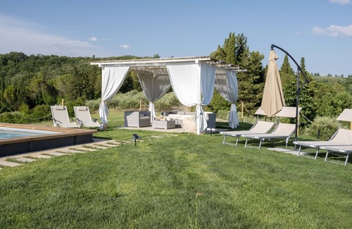 Sorrezzana Villa | Villa Zara, exclusive villa with private pool in Tuscany