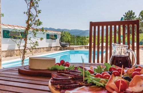 Vrgorac House | Villa Zara with heated hydro-massage pool