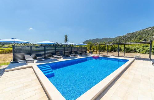 Stasevica Villa | Villa Zorka