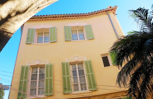 Bormes-Les-Mimosas Apartment | Village De Bormes Les Mimosas 23.1