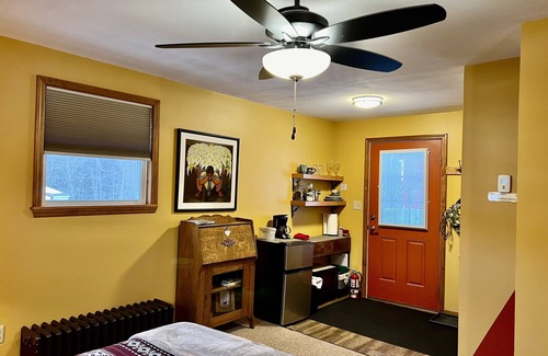 Saranac Lake House | Village Hideaway, 1 bdrm efficiency, private entrance. On the Rail Trail.