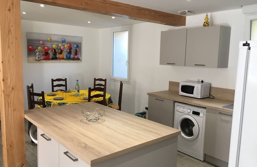 Saint-Just House | Village house renovated and new equipped with private and closed courtyard
