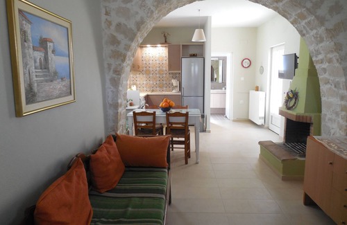 Mixorrouma House | Village house close to nice beaches of grete.