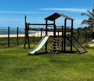 Itacimirim Apartment | Village Itacimirim Boulevard - Pé na areia