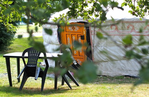 Saint-Lunaire Ski Chalet | village of yurts dinan dinard