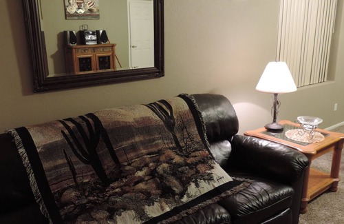 Maricopa House | Villages - Luxury holiday home