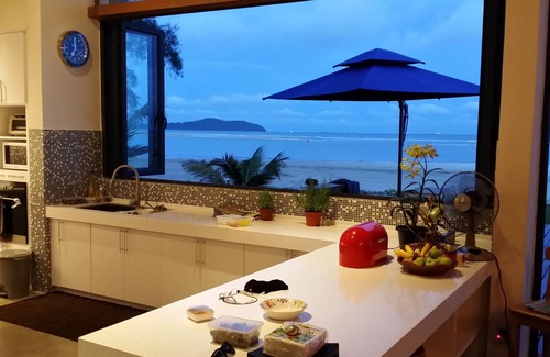 Balok Villa | Villaku Residences Beachfront