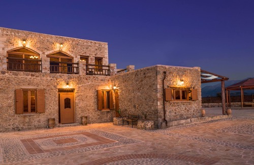 Tsikalaria Villa | VillaMalaxa Private Luxury with amazing Views all over the city