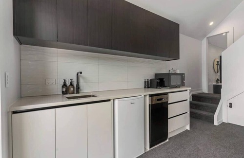 Mangawhai Villa | Villas 3–5: Family Retreat – 3 Villas Near the Beach, Sleeps 10+