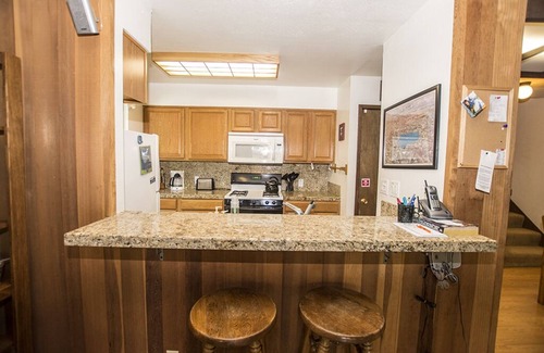 Lake Forest Condo | Villas # 78 by Hauserman Rentals