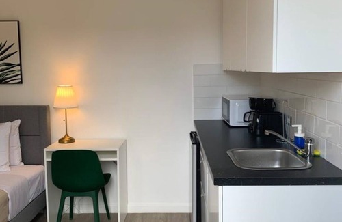 Universidad Apartment | Villas at Auxilio Mutuo 106