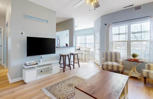 Rehoboth Beach Apartment | Villas at Bay Crossing - 34670 Villa Cir, Unit 2207