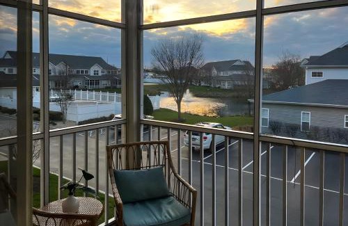 Rehoboth Beach Apartment | Villas at Bay Crossing - 34670 Villa Circle #2206