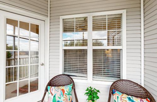 Rehoboth Beach Apartment | Villas at Bay Crossing - 34682 Villa Circle Unit #4308