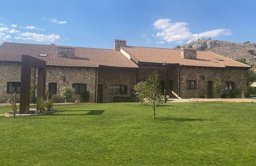 Fuentiduena Cottage | Villas de Fuentidueña: SAN Valentín