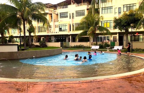 Paya House | Villas for families and friends