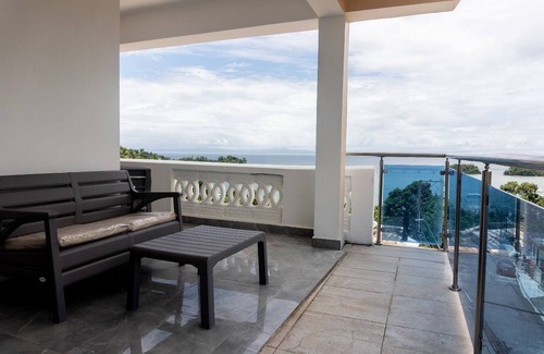Barrio La Fortaleza Vieja Apartment | Villas Hillside apt 3