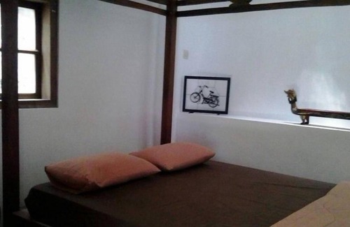 Klojen Bed & Breakfast | villas in batu indonesia Homestay Real