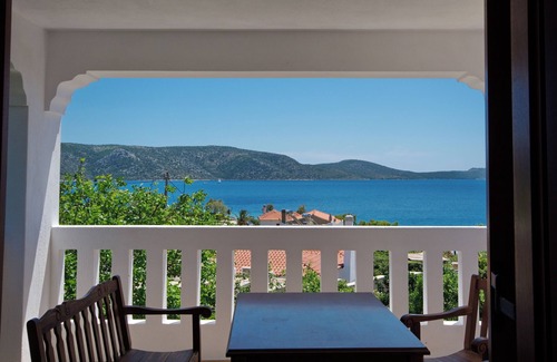 Nimfea Villa | Villas on the beach front of Agios Dimitrios