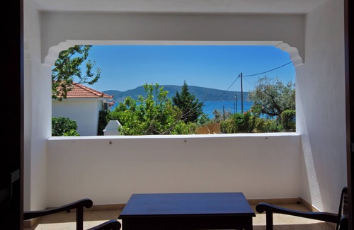 Nimfea Villa | Villas on the beach front of Agios Dimitrios