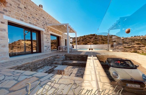 Pitsidia Villa | Villas Ramonita, Pitsidia, Matala, infinity swimpool and amazing seaview