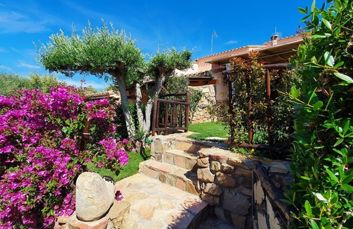 Villasimius Villa | Villasimius - Small indipendent Villa 300mt from the sea
