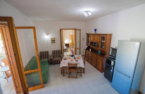 Torre dell'Orso Apartment | Villetta Fresca With Garden Near The Sea, Melendugno, Italy